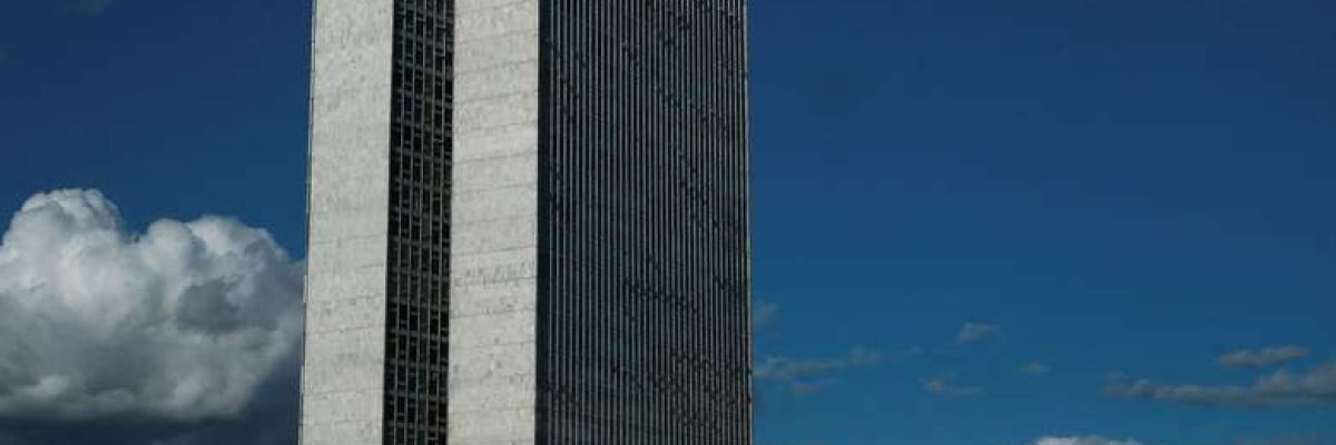 monumentos-brasilia-cupula-plenario-da-camara-dos-deputados3103201339